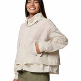 Casaca Cortavientos Mujer Paracutie™ II - 1; Casaca Cortavientos Mujer Paracutie™ II - 2; Casaca Cortavientos Mujer Paracutie™ II - 3; Casaca Cortavientos Mujer Paracutie™ II - 4; Casaca Cortavientos Mujer Paracutie™ II - 5; Casaca Cortavientos Mujer Paracutie™ II - 6; Casaca Cortavientos Mujer Paracutie™ II - 7; Casaca Cortavientos Mujer Paracutie™ II - 8; Casaca Cortavientos Mujer Paracutie™ II - 9; Casaca Cortavientos Mujer Paracutie™ II - 10