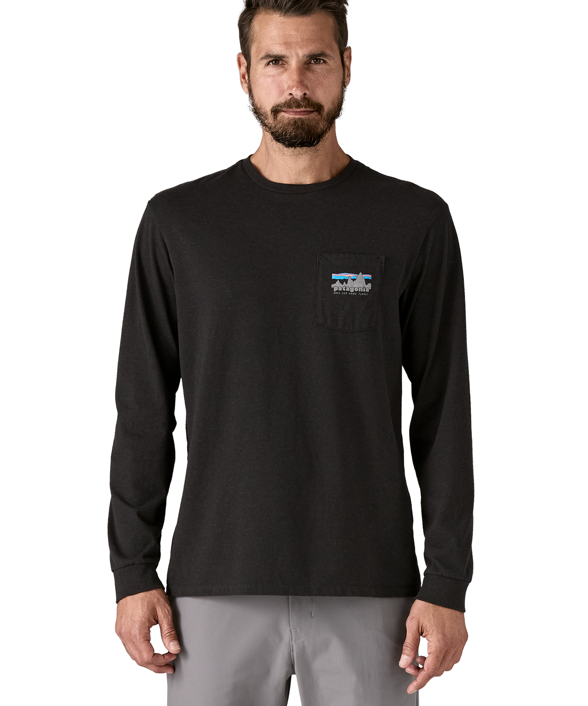 polo-manga-larga-hombre-patagonia-73-skyline-pocket-responsibili-tee-37743-inz-negro